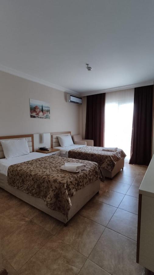 Bitez Risa Hotel Luaran gambar