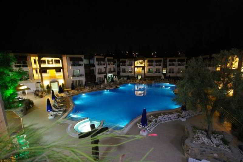 Bitez Risa Hotel Luaran gambar
